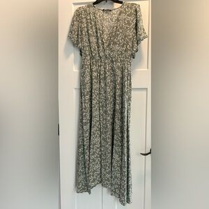 Bloomchic Dress Size 14